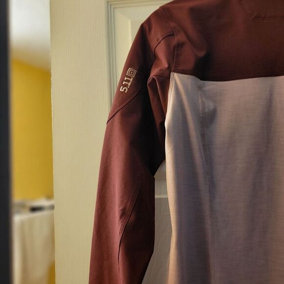 5.11 Tactical Rapid‎ Half Zip Pink Red Trim Women’s Size Small Lightweight - Picture 4 of 8